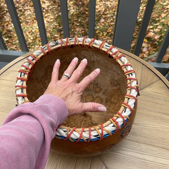 Large Gourd Bowl - Picture 6 of 8